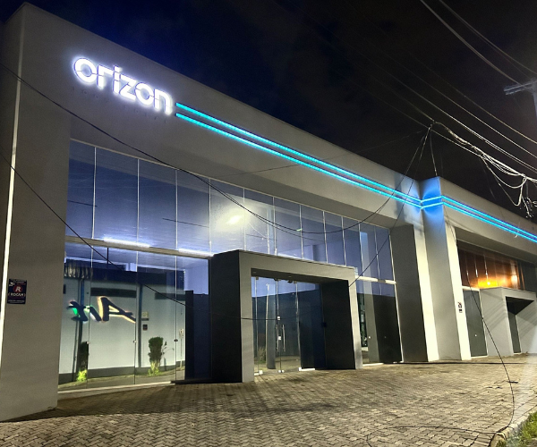 Letra Caixa com Led