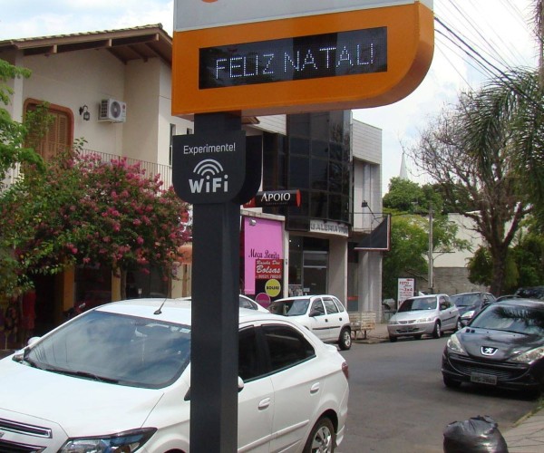 Toten com led