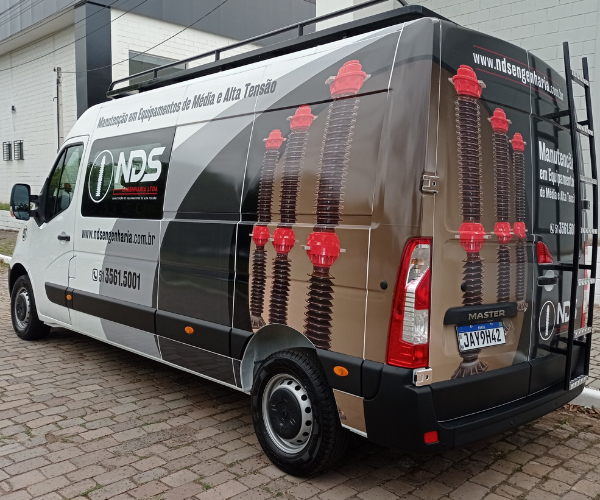 Plotagem mini Van
